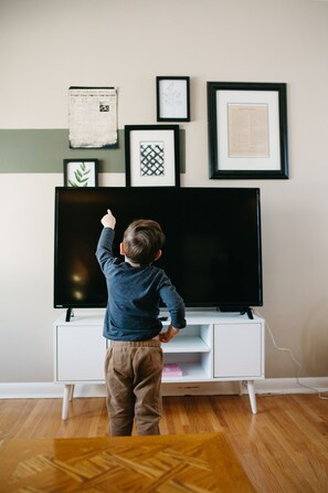 Smart TV with streaming and Netflix.