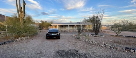 Welcome to our Desert Ranch House!