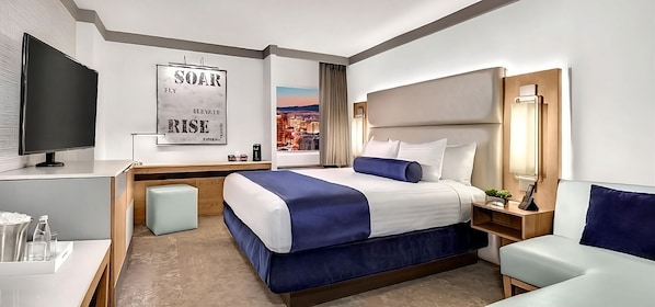 Bedroom with a comfortable King size bed! Exact unit will be assigned upon arrival. Views, colors and decor may vary.