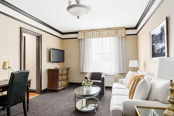 Unit with Living room