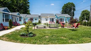 Sister Lake Cottages