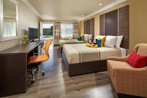 Unit with 2 Queen size beds