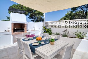 Maison à louer à l'Escala.