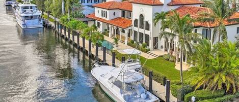 Vacation doesn't get much better than at our waterfront mansion.