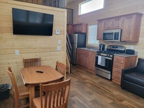 Living Room/Kitchen/Dining Table for 4