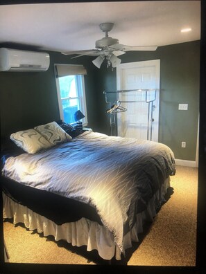 Master bedroom, TV, AC attached bathroom
