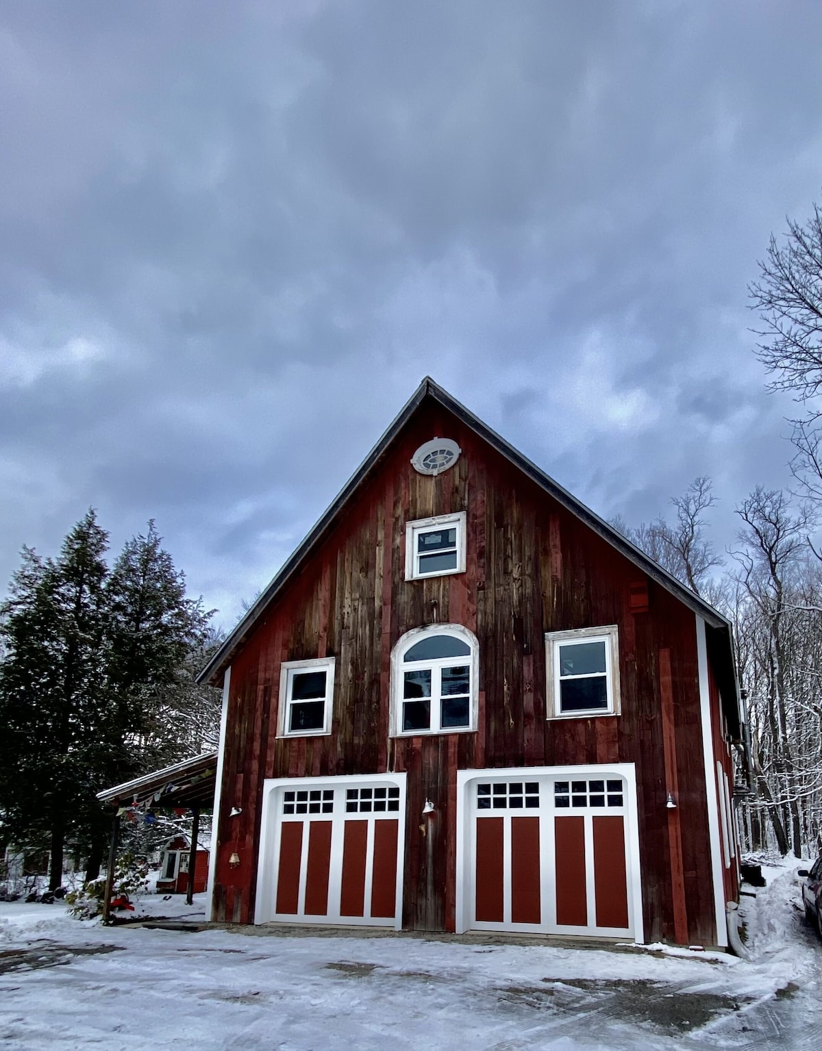 Charming barn style house in historic village center