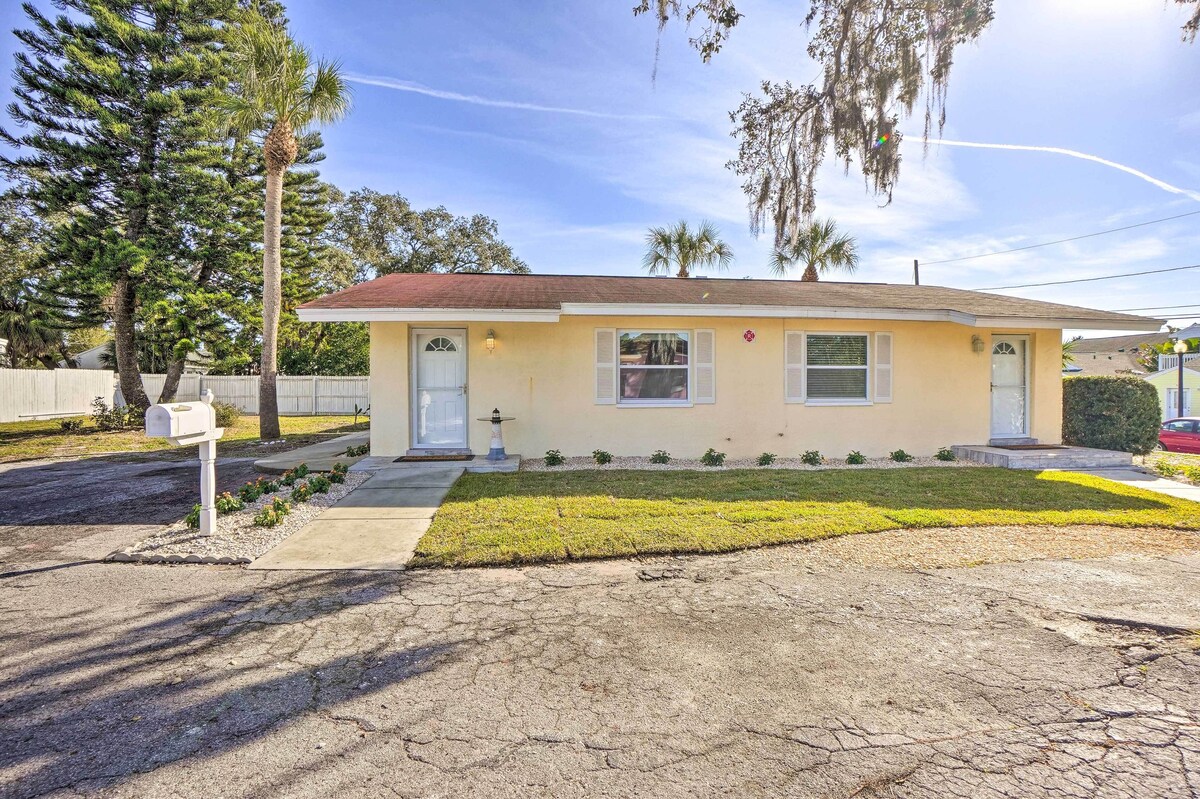 Pet-Friendly Dunedin Townhome w/ Private Yard