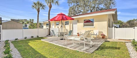 Dunedin Vacation Rental | 1BR | 1BA | 1 Step Required | 1,150 Sq Ft