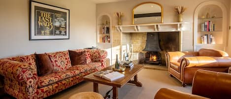 Music Room, Green Farm House, Bolthole Retreats