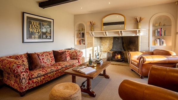 Music Room, Green Farm House, Bolthole Retreats