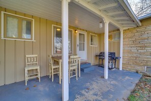 House Exterior | Furnished Patio | Dining Area | Gas Grill