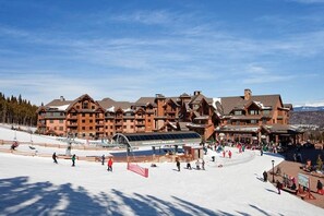 Snow and ski sports