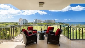 Enjoy coffee (or wine) with a view!