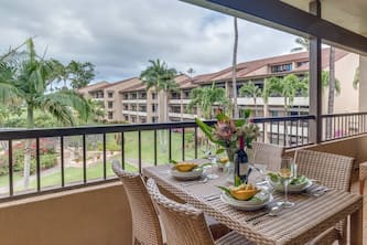 Kaanapali Royal G-301 - Perfect Getaway Location - Free Fun! - Spacious and Updated
