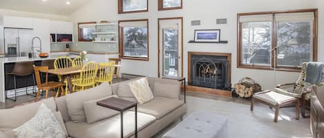 Living Room with Fireplace (2nd Floor)