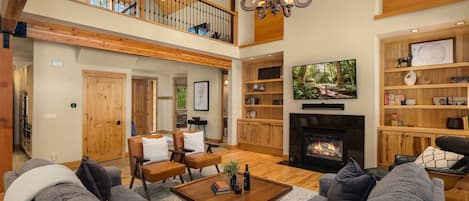 Cle Elum Vacation Rental | 4BR | 3.5BA | 2,800 Sq Ft | Stairs Required to Enter