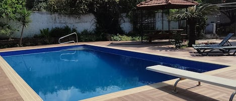 Renovated pool and pool terrace
