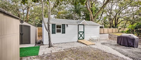 Palm Harbor Vacation Rental | Studio | 1BA | 300 Sq Ft | Step-Free Access