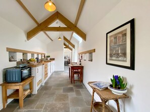 Open plan living space | The Chicken Shed, Cold Ashton, near Bath