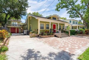 Up to 4 parking spaces available off street! Park and walk (or bike) the rest of your vacation!
