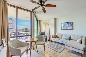Living Room | Ocean/City Views | Outdoor Dining Area