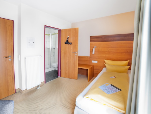Einzelzimmer Standard, 16qm, max. 1 Person-Hotel Garni Allgovia