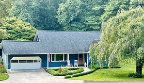 A peaceful sanctuary in Pisgah Forest