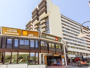 Gebäude, Himmel, Eigentum, Die Architektur, Geschäftshaus, Rad, Fassade, Grundeigentum, Stadt