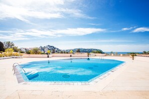 Piscine de la résidence