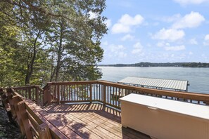 Martini Deck area with dock box, amenities, and a landing place for dock days.