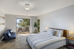 Queen Master with Private Balcony Overlooking Main Channel