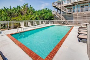 Surf-or-Sound-Realty-Checkmate-647-Pool
