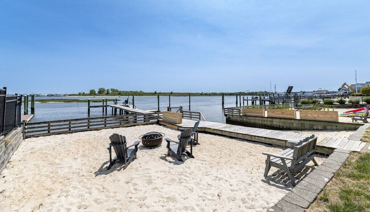 Riverfront Shore House w/ Ocean View, Private Beach, 6 Bedrooms and Lots of Toys