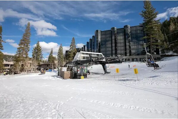 Snow and ski sports