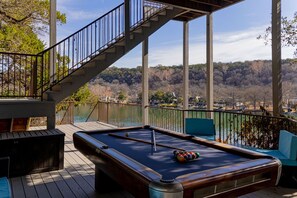 Mini Pool Table - Walker Luxury Vacation Rentals