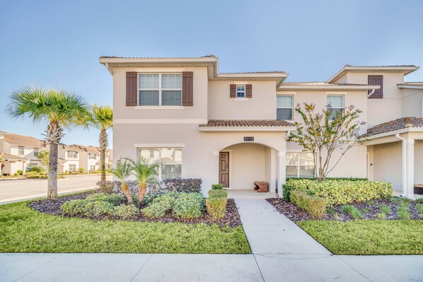 8978 Stinger Dr-1.jpg
