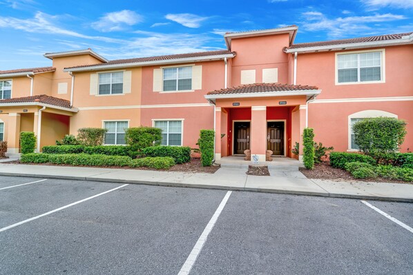 8944CubanPalmRd_01
