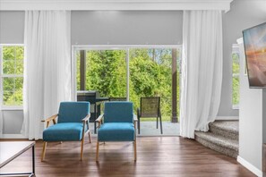 2709 Sun Key Place (3).jpg