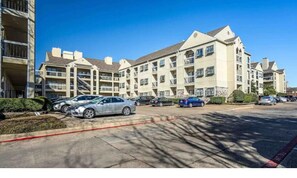 Plenty of free parking in this safe, gated community!
