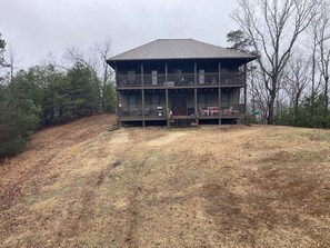 Daytime front view