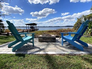 enjoy s'mores or drinks by the fire and the lake 