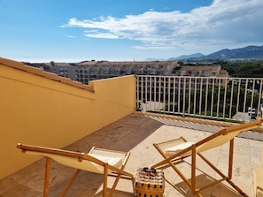 TERRASSE Coté cuisin