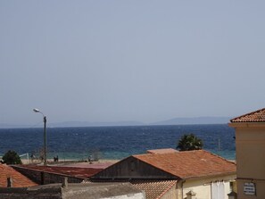 VUE DE LA TERRASSE