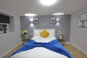 Bed Room (2)