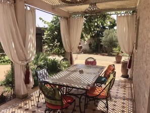 Pergola (2)