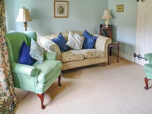 Living room | Porthkerry, Oxhill