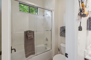 Indoors, Bathtub, Tub, Toilet, Bathroom
