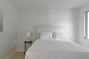 Premium mattress and bed linens.