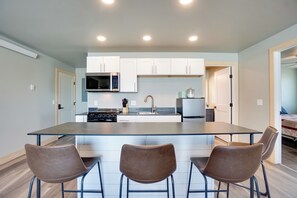 Kitchen & Dining Area | Basic Cooking Essentials | 4-Person Breakfast Bar